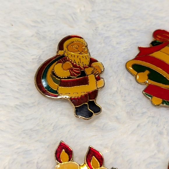 Vintage 1950's Enamel Christmas Brooches - Set of 4 - Picture 10 of 11